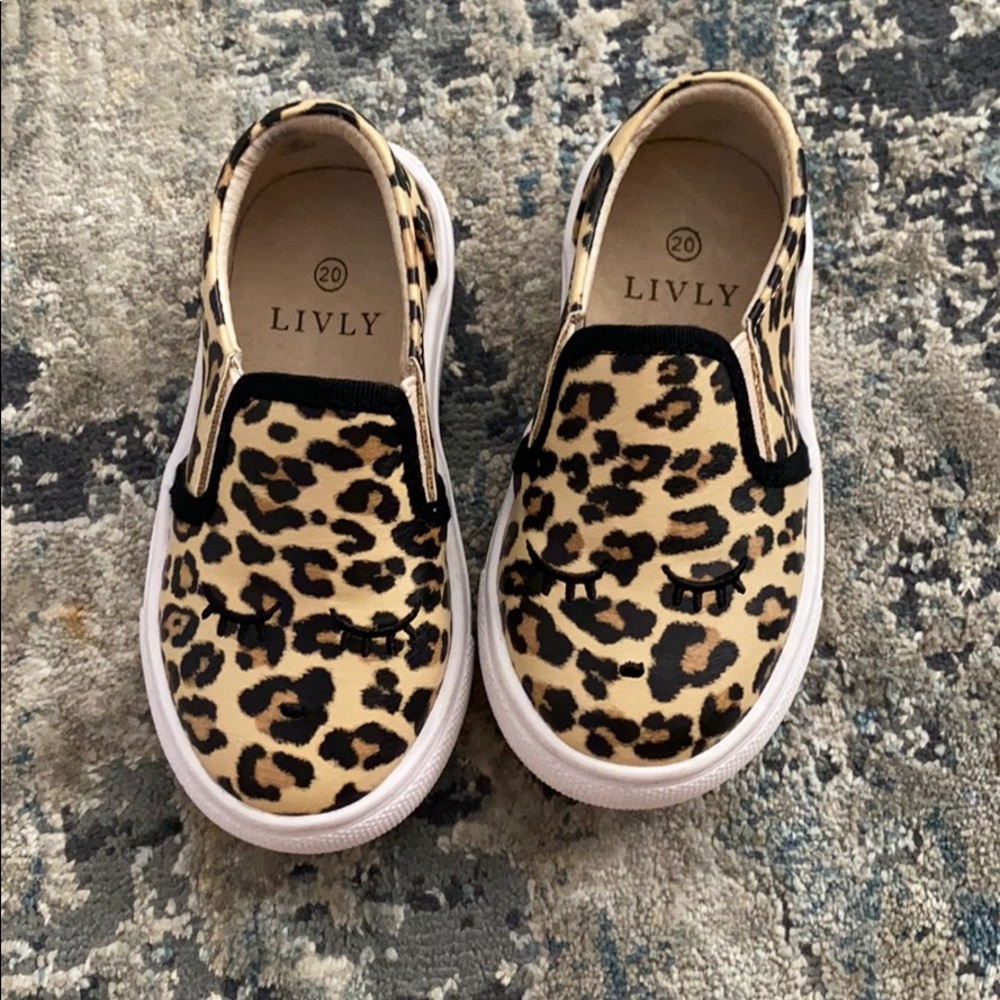 Kids size 20 shoes
